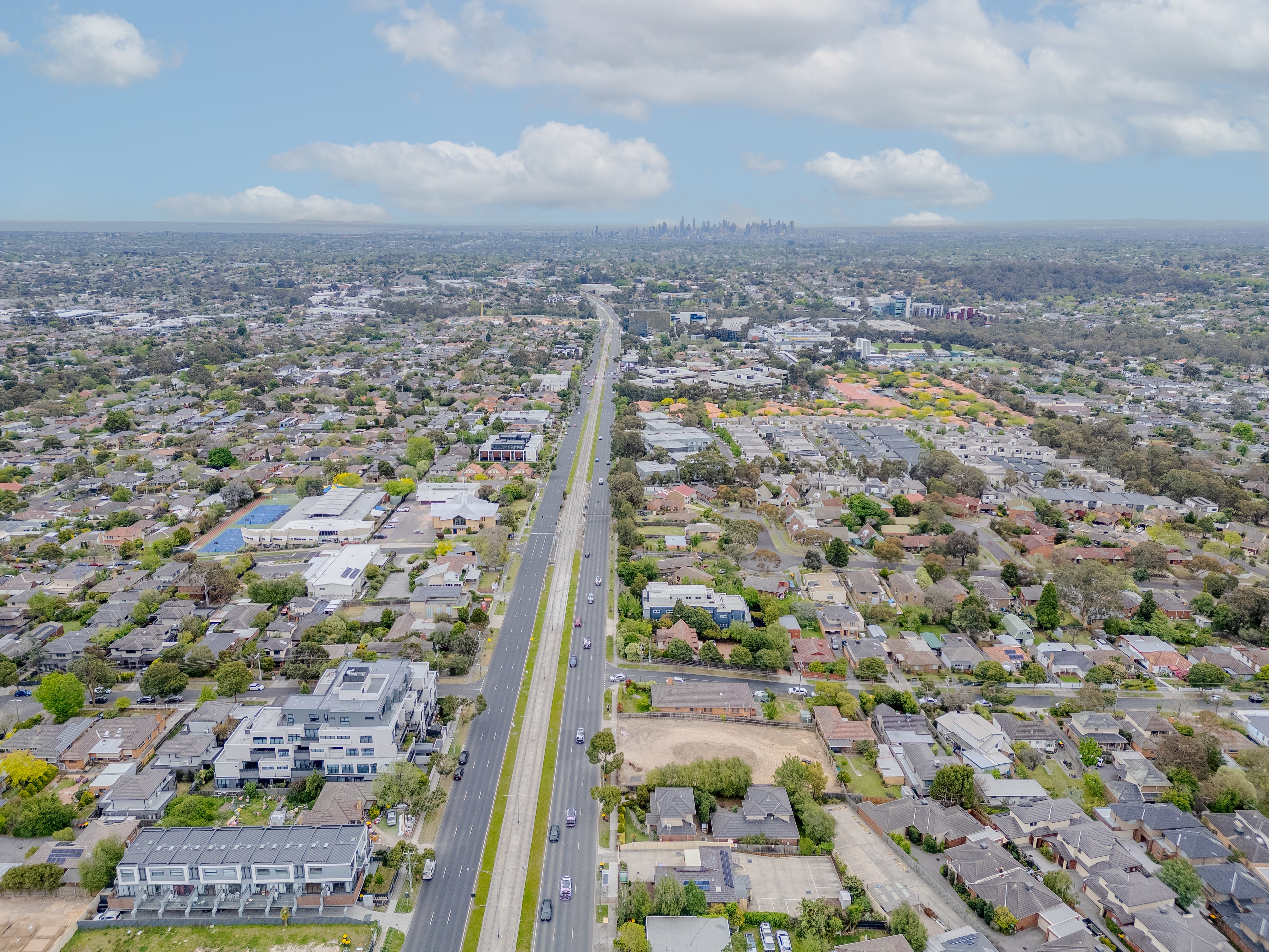 Burwood for Buyers: Deakin, Trams and Value: A Data-Led Look