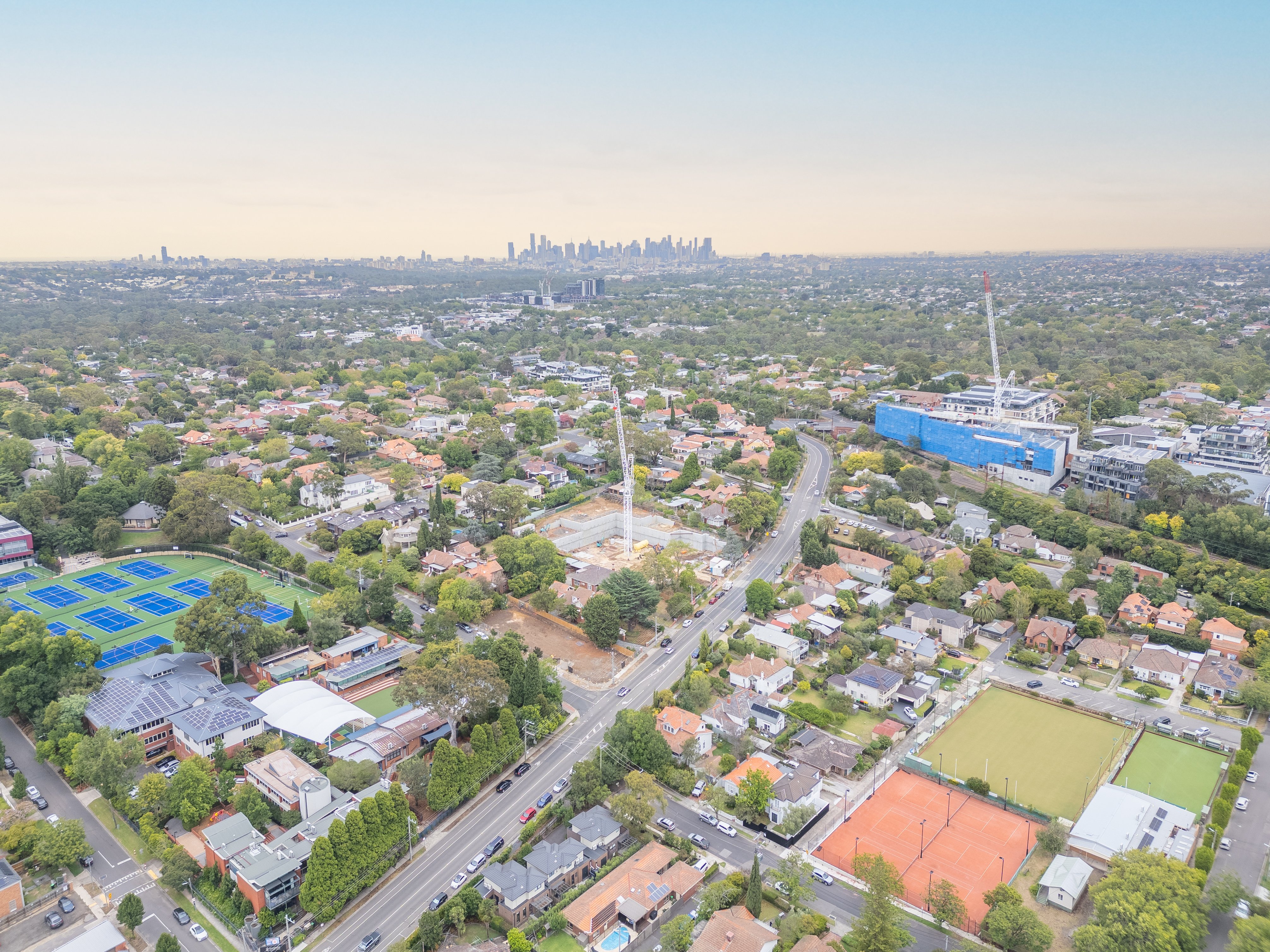 Why World Events Matter When Buying a Home in Melbourne